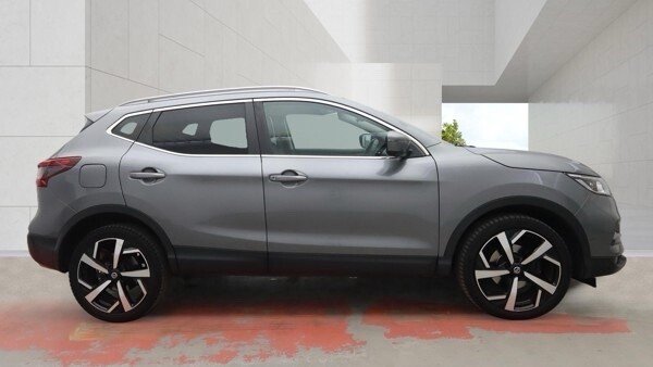 USED 2019 69 NISSAN QASHQAI 1.3 DIG-T Tekna SUV 5dr Petrol Manual Euro 6 (s/s) (160 ps) 