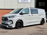 USED 2025 25 FORD TRANSIT CUSTOM 2.5 320 Duratec 11.8kWh LIMITED 6 Seater Combi Van Double Cab 5dr Petrol Plug-in Hybrid Auto L2 H1 Euro 6 (232 ps) ***  NO VAT  *** NO VAT / ONLY 3K MILES / LONG WHEELBASE / 6 SEATER COMBI DAY VAN