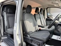 USED 2025 25 FORD TRANSIT CUSTOM 2.5 320 Duratec 11.8kWh LIMITED 6 Seater Combi Van Double Cab 5dr Petrol Plug-in Hybrid Auto L2 H1 Euro 6 (232 ps) ***  NO VAT  *** NO VAT / ONLY 3K MILES / LONG WHEELBASE / 6 SEATER COMBI DAY VAN