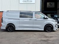USED 2025 25 FORD TRANSIT CUSTOM 2.5 320 Duratec 11.8kWh LIMITED 6 Seater Combi Van Double Cab 5dr Petrol Plug-in Hybrid Auto L2 H1 Euro 6 (232 ps) ***  NO VAT  *** NO VAT / ONLY 3K MILES / LONG WHEELBASE / 6 SEATER COMBI DAY VAN