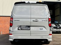 USED 2025 25 FORD TRANSIT CUSTOM 2.5 320 Duratec 11.8kWh LIMITED 6 Seater Combi Van Double Cab 5dr Petrol Plug-in Hybrid Auto L2 H1 Euro 6 (232 ps) ***  NO VAT  *** NO VAT / ONLY 3K MILES / LONG WHEELBASE / 6 SEATER COMBI DAY VAN