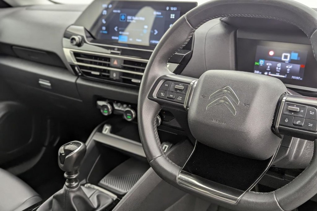 USED 2023 23 CITROEN C4 1.2 PureTech Sense Hatchback 5dr Petrol Manual Euro 6 (s/s) (100 ps) Car Play, 18" Alloys, Sensors