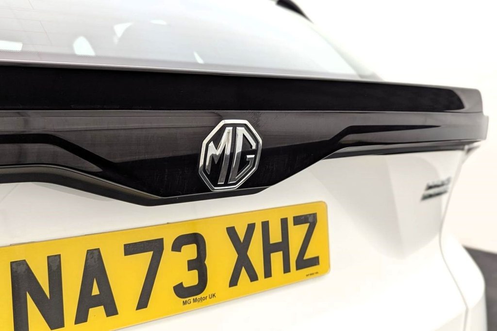 USED 2023 73 MG MG4 51kWh SE Hatchback 5dr Electric Auto (170 ps) Car Play, Keyless Go, Sensors