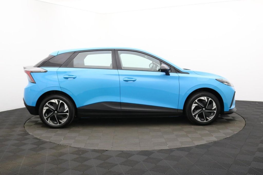 USED 2023 MG MG4 51kWh SE Hatchback 5dr Electric Auto (170 ps) 