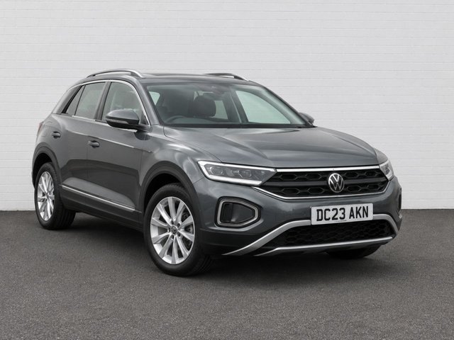 View our Volkswagen T-Roc 1.0 TSI Life SUV 5dr Petrol Manual Euro 6 (s/s) (110 ps)