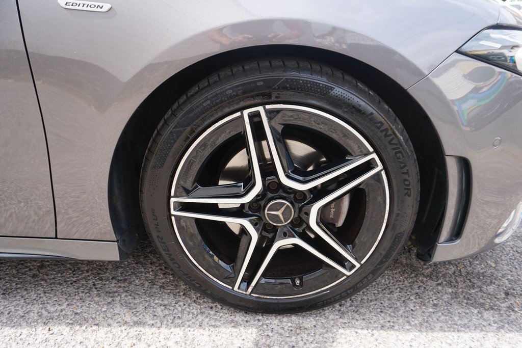 USED 2021 71 MERCEDES-BENZ A CLASS 1.3 A180 AMG Line Edition (Executive) 7G-DCT Euro 6 (s/s) 4dr AUTOMATIC