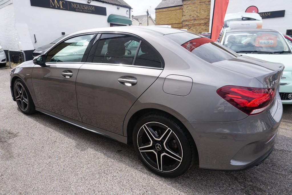 USED 2021 71 MERCEDES-BENZ A CLASS 1.3 A180 AMG Line Edition (Executive) 7G-DCT Euro 6 (s/s) 4dr AUTOMATIC