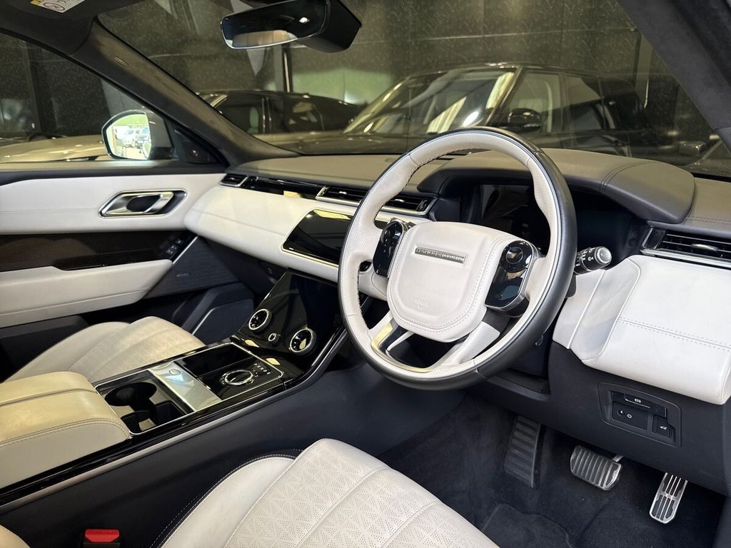 USED 2018 67 LAND ROVER RANGE ROVER VELAR 3.0 Si6 V6 First Edition Auto 4WD Euro 6 (s/s) 5dr 