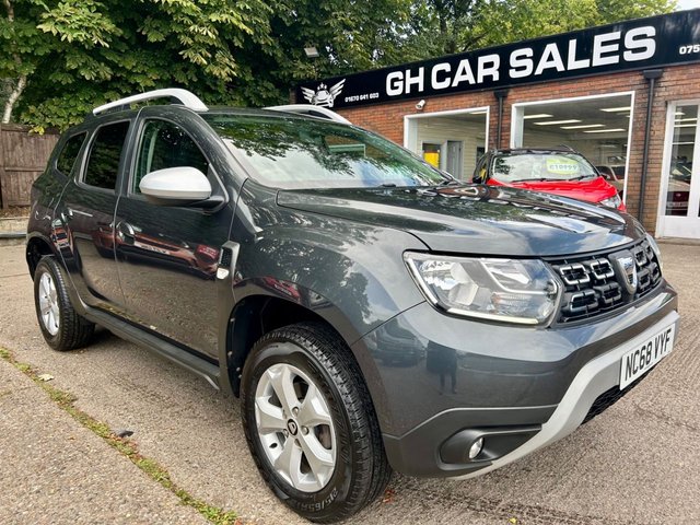 View our DACIA DUSTER