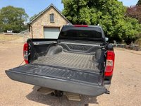 USED 2019 19 NISSAN NAVARA 2.3 dCi Tekna Pickup Double Cab 4dr Diesel Auto 4WD Euro 6 (190 ps) 