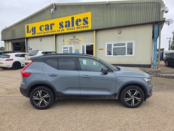 View our VOLVO XC40