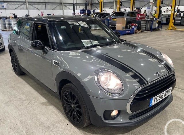 View our MINI CLUBMAN