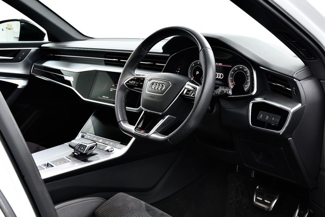 USED 2021 21 AUDI A6 AVANT 2.0 TDI 40 Black Edition Estate 5dr Diesel S Tronic quattro Euro 6 (s/s) (204 ps) Tech Pk | Virtual Dash | 20"s