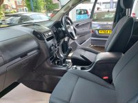 USED 2016 16 ISUZU D-MAX 2.5 TD 4x4 4dr 2016 Isuzu D-Max stands