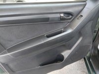 USED 2016 16 ISUZU D-MAX 2.5 TD 4x4 4dr 2016 Isuzu D-Max stands
