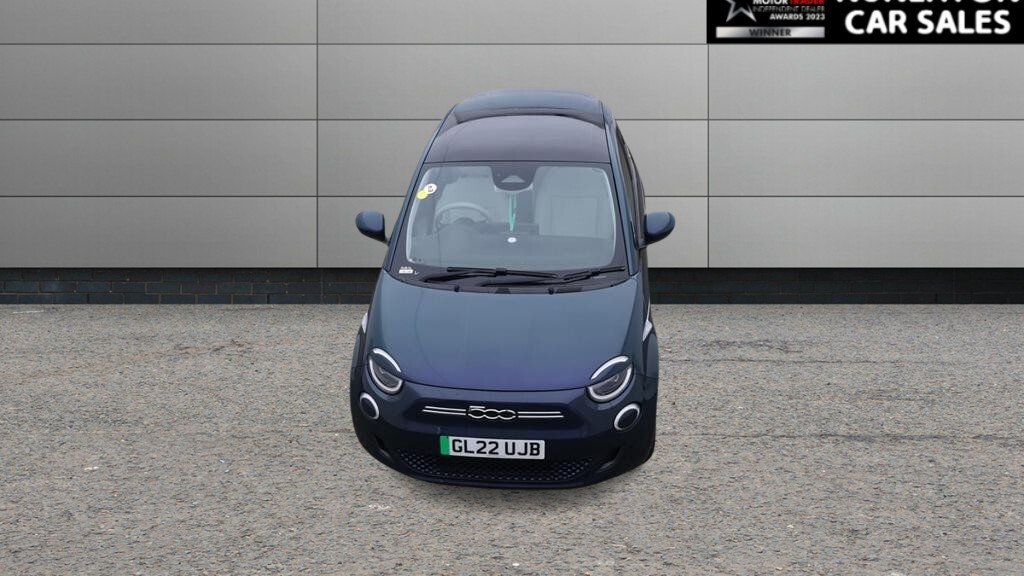 USED 2022 22 FIAT 500E 42kWh La Prima Hatchback 3dr Electric Auto (118 ps) 