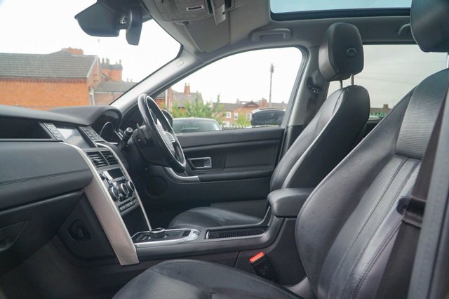 View our LAND ROVER DISCOVERY SPORT