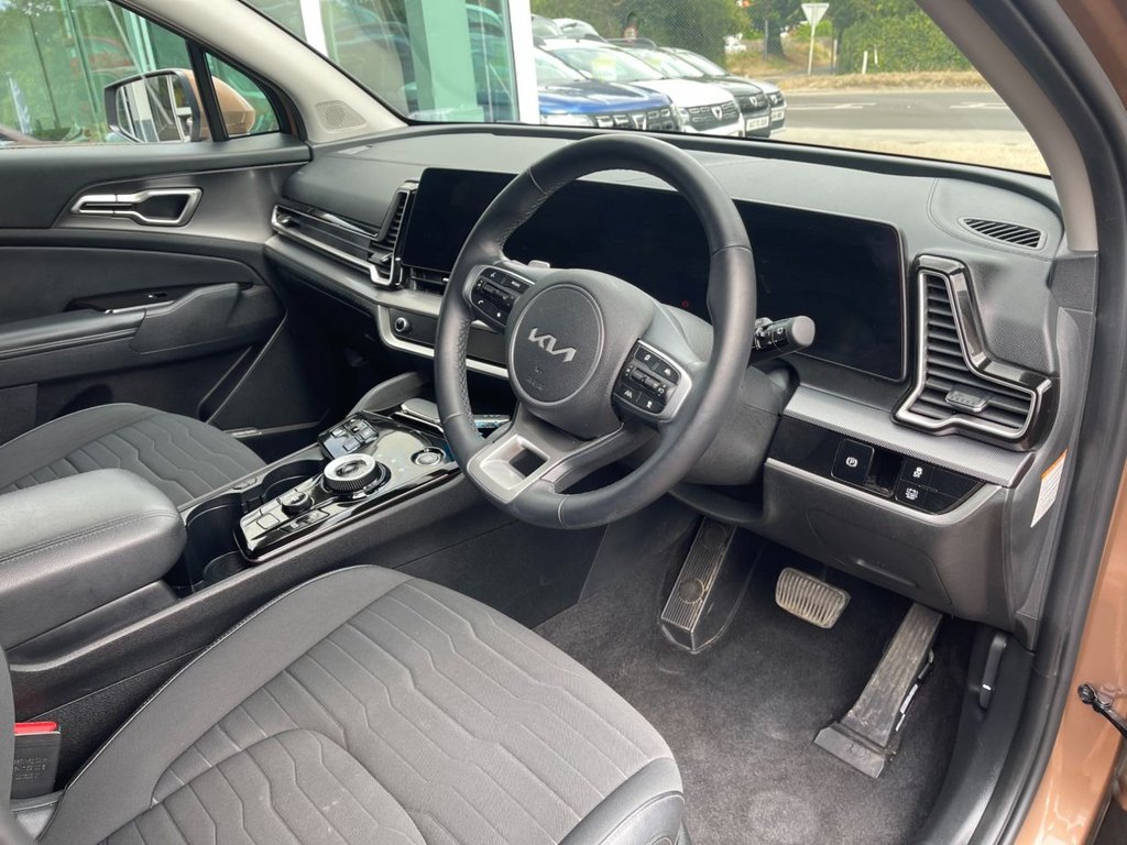 USED 2022 22 KIA SPORTAGE 1.6 h T-GDi 4 SUV 5dr Petrol Hybrid Auto Euro 6 (s/s) (226 bhp) 