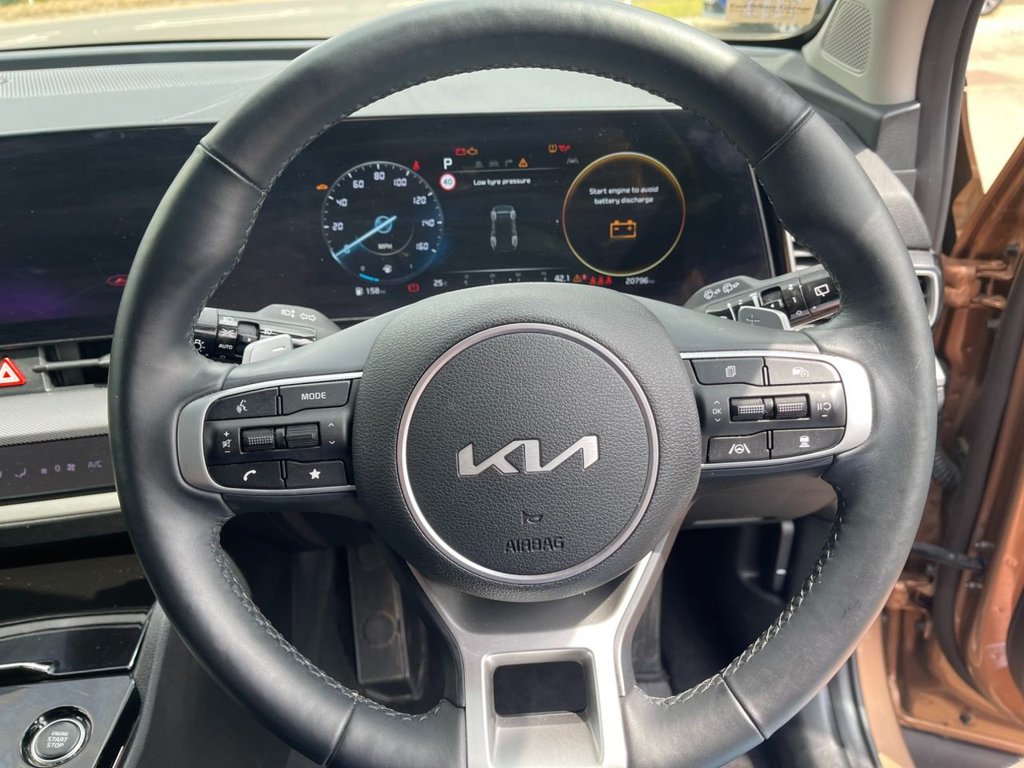 USED 2022 22 KIA SPORTAGE 1.6 h T-GDi 4 SUV 5dr Petrol Hybrid Auto Euro 6 (s/s) (226 bhp) 