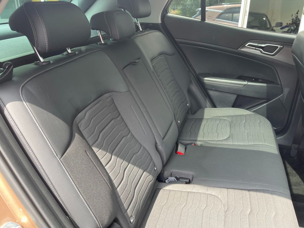 USED 2022 22 KIA SPORTAGE 1.6 h T-GDi 4 SUV 5dr Petrol Hybrid Auto Euro 6 (s/s) (226 bhp) 