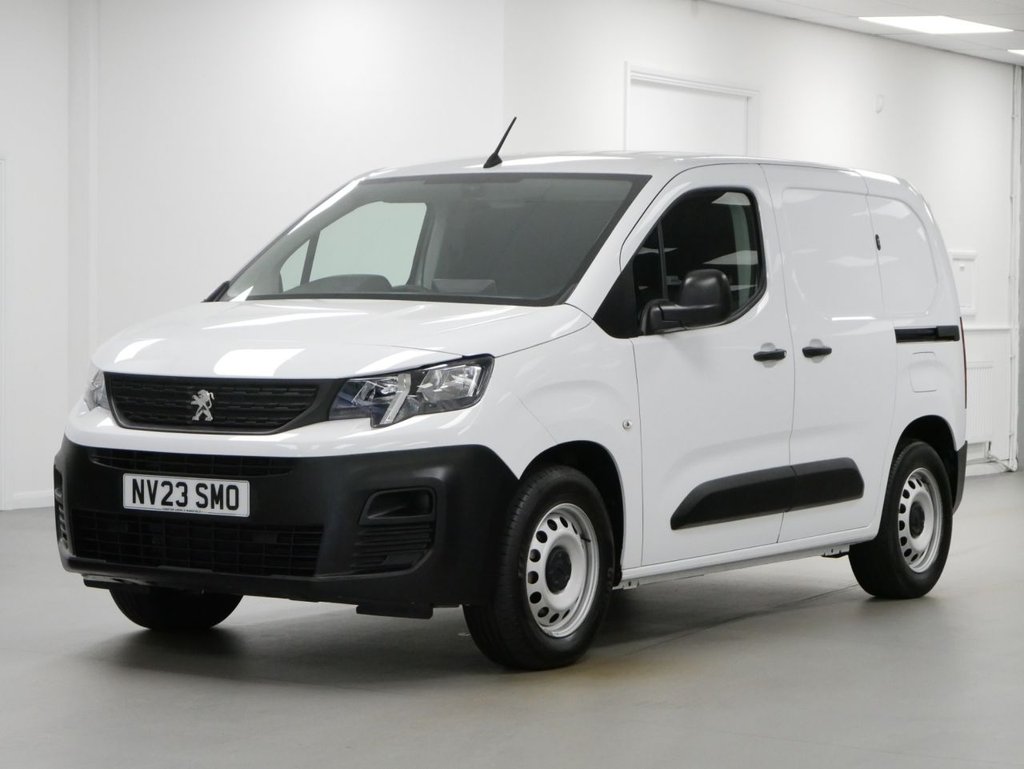 2023 PEUGEOT PARTNER