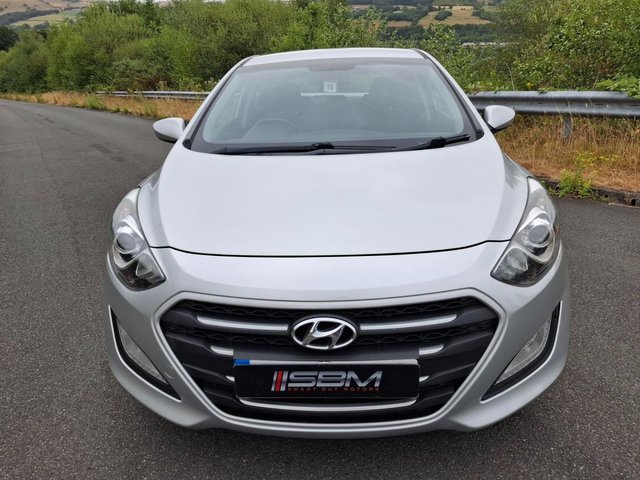 View our HYUNDAI I30