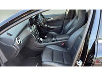 USED 2017 17 MERCEDES-BENZ GLA 2.1 GLA200d AMG Line (Premium) SUV 5dr Diesel Manual Euro 6 (s/s) (136 ps) 