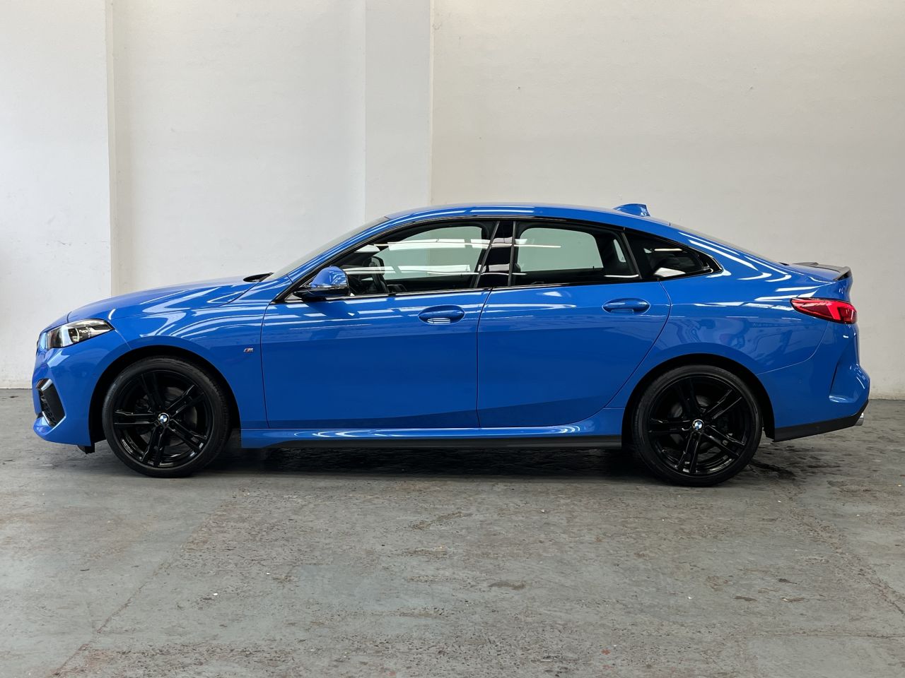 2021 BMW 2 SERIES GRAN COUPE 2.0 218d M Sport Saloon 4dr Diesel Manual Euro 6 (s/s) (150 ps) HEAD UP - vehicle photo 5 for sale on PureCar
