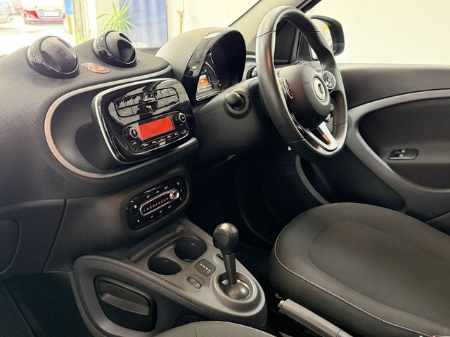 View our SMART FORFOUR