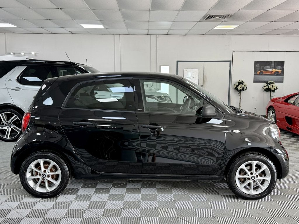 USED 2018 68 SMART FORFOUR 1.0 Passion Hatchback 5dr Petrol Twinamic Euro 6 (s/s) (71 ps) 