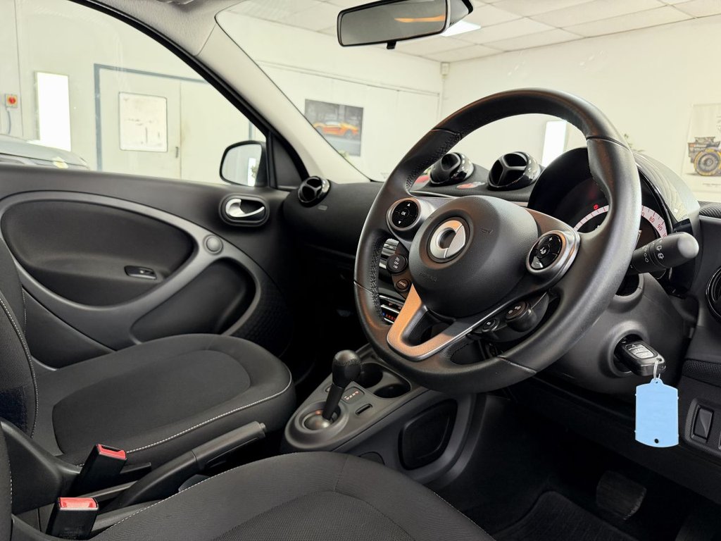 USED 2018 68 SMART FORFOUR 1.0 Passion Hatchback 5dr Petrol Twinamic Euro 6 (s/s) (71 ps) 