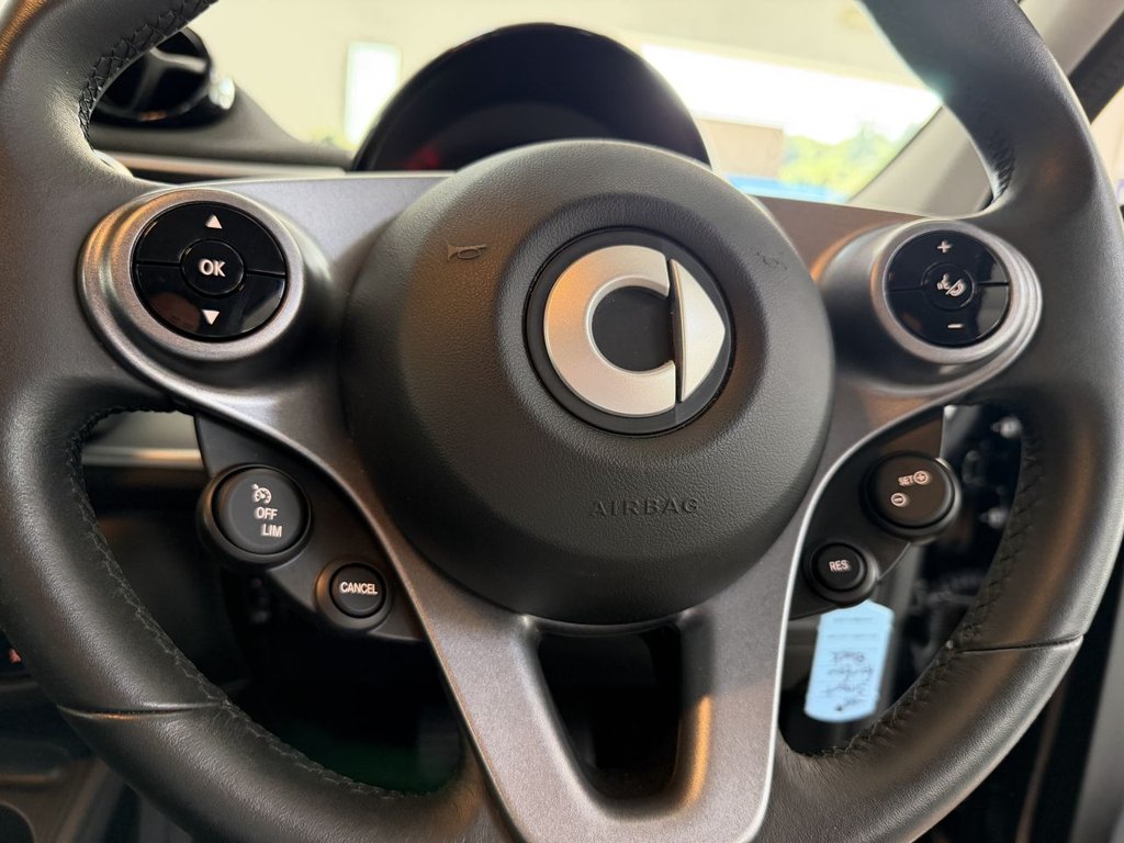 USED 2018 68 SMART FORFOUR 1.0 Passion Hatchback 5dr Petrol Twinamic Euro 6 (s/s) (71 ps) 