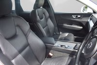 USED 2021 70 VOLVO XC60 2.0 B4 MHEV Momentum SUV 5dr Diesel Hybrid Auto Euro 6 (s/s) (197 ps) ***128 AA CHECK***