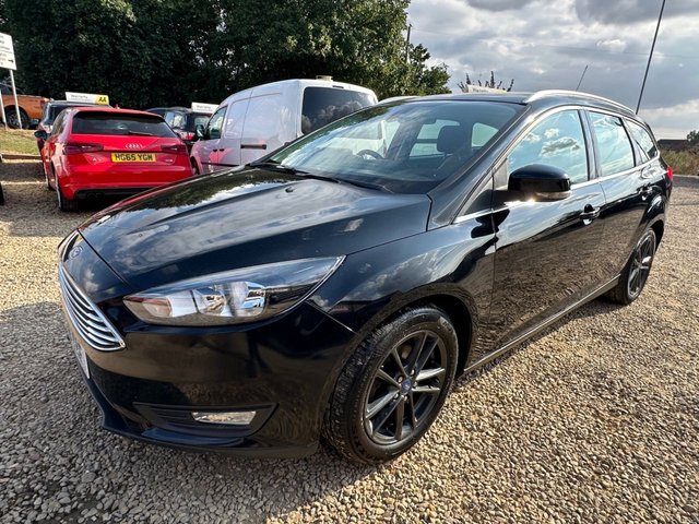 View our Ford Focus range