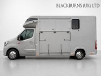 USED 2024 74 RENAULT TRUCKS MASTER REGENT HORSEBOX  FULL ELECTRIC !