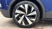 USED 2021 VOLKSWAGEN ID.4 Pro Performance 77kWh Family SUV 5dr Electric Auto (204 ps) Pan Roof, Full service history.