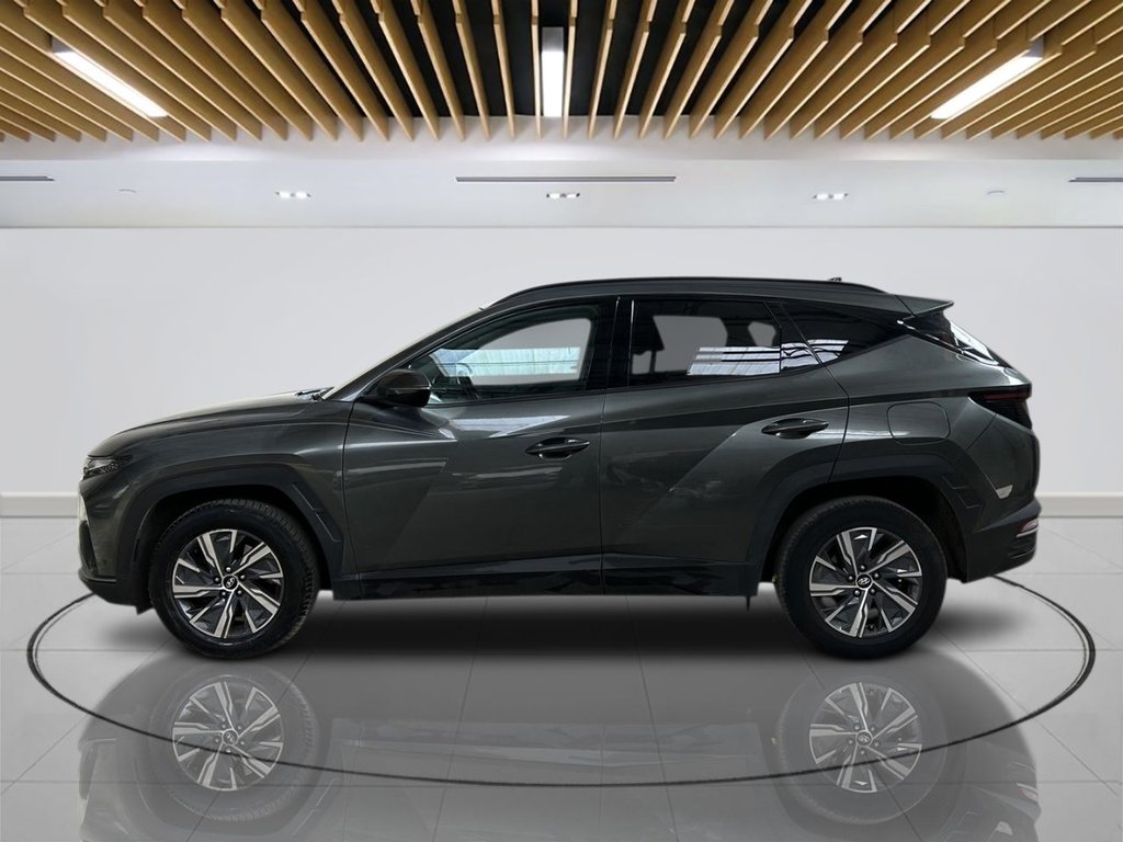 2022 Hyundai Tucson — image 2