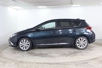 USED 2015 65 TOYOTA AURIS 1.8 VVT-h Excel Hatchback 5dr Petrol Hybrid CVT Euro 6 (s/s) (136 ps) Rev Camera, Panoramic Roof,