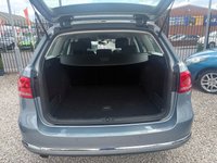USED 2014 63 VOLKSWAGEN PASSAT 1.6 TDI BlueMotion Tech Highline Estate 5dr Diesel Manual Euro 5 (s/s) (105 ps) 10 SERVICE STAMPS! ONLY 67K MILES! 2 KEYS. 1 FORMER OWNER. SAT NAV. PARKING SENSORS