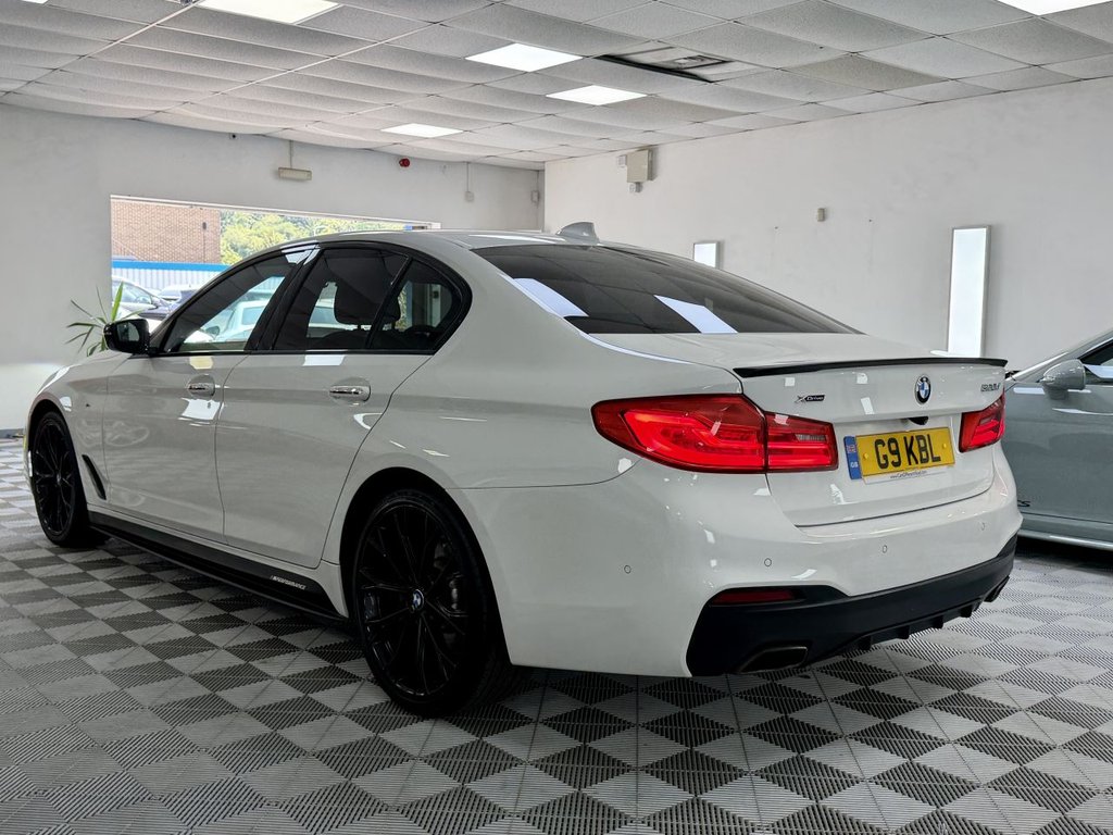 USED 2017 G BMW 5 SERIES 2.0 520d M Sport Saloon 4dr Diesel Auto xDrive Euro 6 (s/s) (190 ps) 