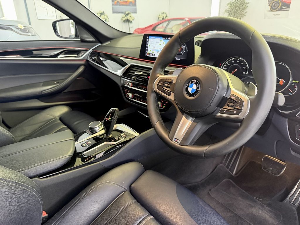 USED 2017 G BMW 5 SERIES 2.0 520d M Sport Saloon 4dr Diesel Auto xDrive Euro 6 (s/s) (190 ps) 