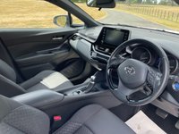 USED 2021 71 TOYOTA C-HR 1.8 VVT-h GPF Icon SUV 5dr Petrol Hybrid CVT Euro 6 (s/s) (122 ps) 