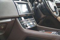 USED 2016 W JAGUAR F-PACE 2.0 D180 Prestige SUV 5dr Diesel Auto AWD Euro 6 (s/s) (180 ps) 