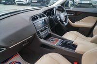 USED 2016 W JAGUAR F-PACE 2.0 D180 Prestige SUV 5dr Diesel Auto AWD Euro 6 (s/s) (180 ps) 