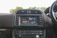 USED 2016 W JAGUAR F-PACE 2.0 D180 Prestige SUV 5dr Diesel Auto AWD Euro 6 (s/s) (180 ps) 