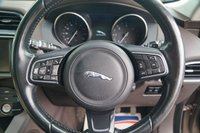 USED 2016 W JAGUAR F-PACE 2.0 D180 Prestige SUV 5dr Diesel Auto AWD Euro 6 (s/s) (180 ps) 