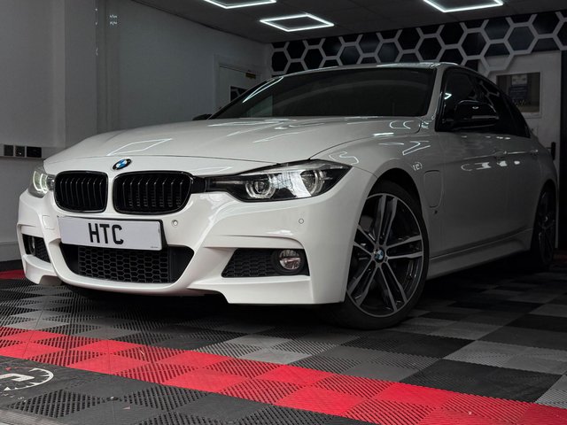 View our BMW 3 SERIES