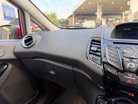 USED 2015 65 FORD FIESTA 1.6 Zetec Hatchback 5dr Petrol Powershift Euro 6 (105 ps) One Family Owned From New!