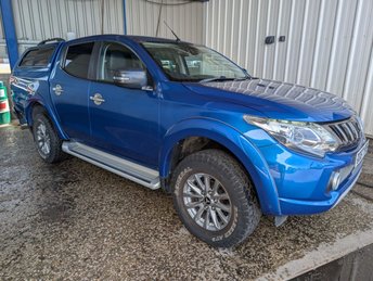 View our MITSUBISHI L200