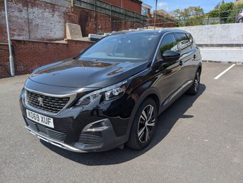 View our PEUGEOT 5008
